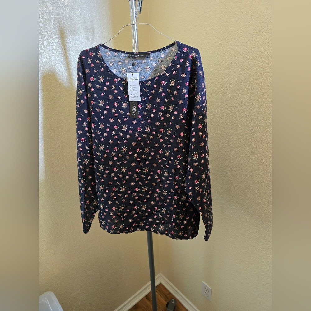 Zanzea Dark Blue Floral Blouse New With Tags Size 5XL